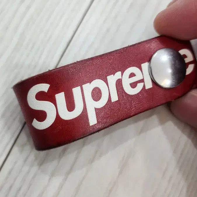 [BUNJANG] Supreme Leather Cowhide Keyring / 21ss 슈프림 레더 소가죽 키링