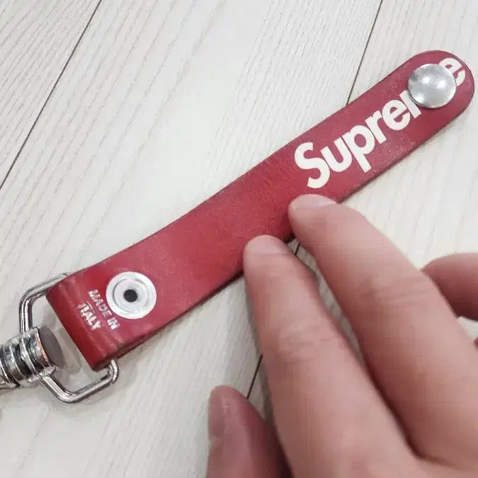 [BUNJANG] Supreme Leather Cowhide Keyring / 21ss 슈프림 레더 소가죽 키링