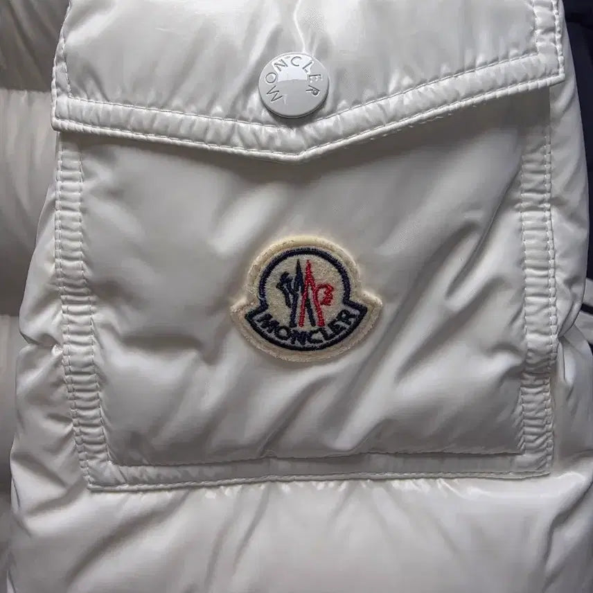 [BUNJANG] Moncler Maya Padded Jacket White / 몽클레어 마야 패딩 화이트
