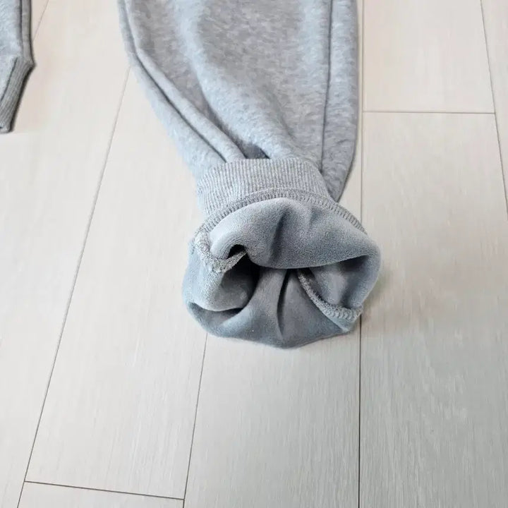 [BUNJANG] Unisex Fleece Lined Tracksuit Set - M Size / 남여공용 기모 상하복 세트 M사이즈(새상품)