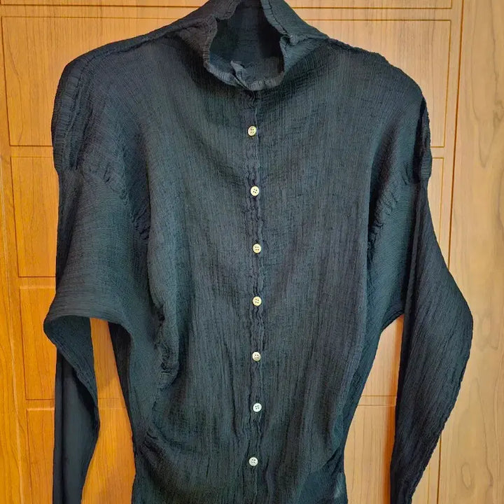 [SOLD OUT] 이세이미야케 미, 시스루크레페 블랙가디건