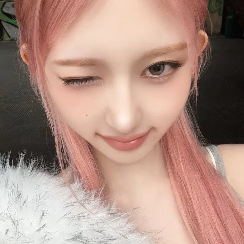 [BUNJANG] IVE (Gaeul) 'Re-Vive' Photocard / 아이브 가을 리바이브 앨포