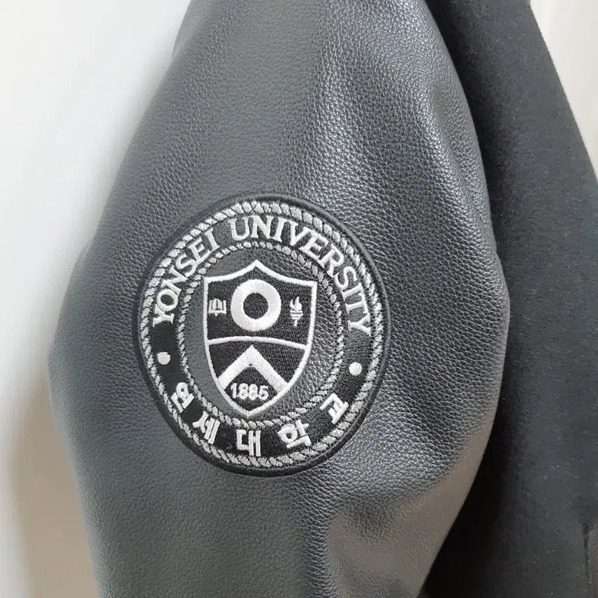 [BUNJANG] Yonsei University Jacket & Coat Bundle Set / 연세대 과잠&돕바 일괄