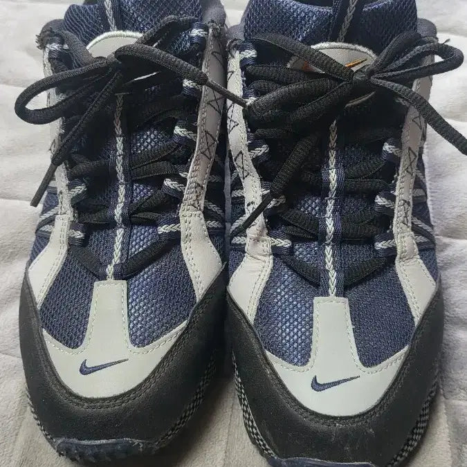 [BUNJANG] Nike Air Humara Midnight Navy Sneakers / 나이키 에어 휴마라 미드나잇 네이비