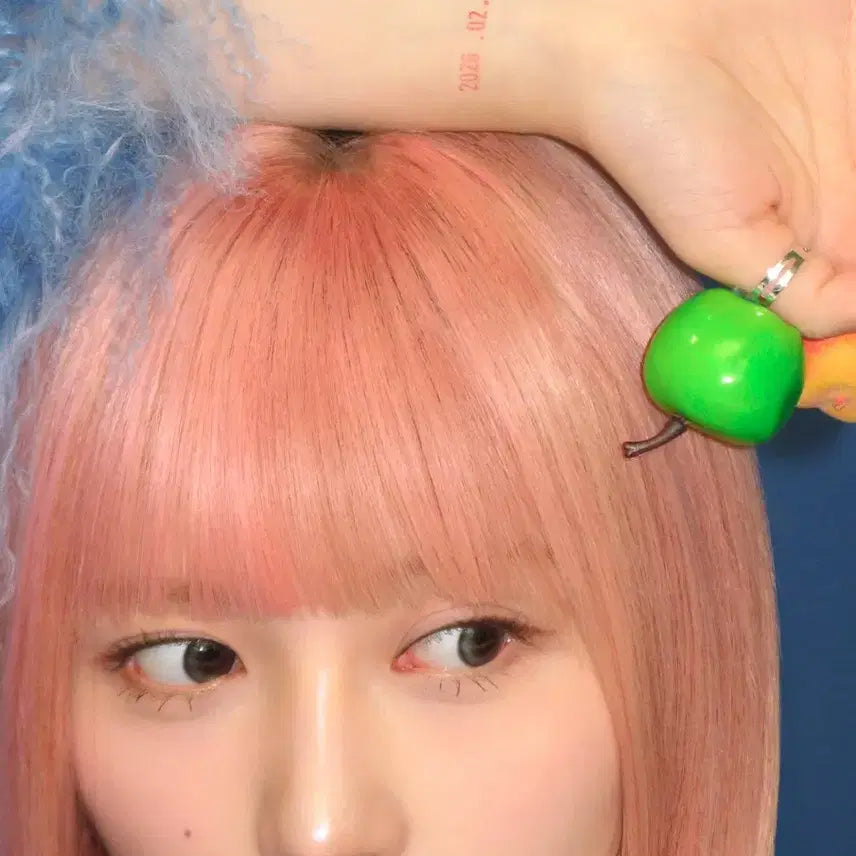 [BUNJANG] IVE (Gaeul) MD Version Photocard / 아이브 리바이브 가을 MD버전