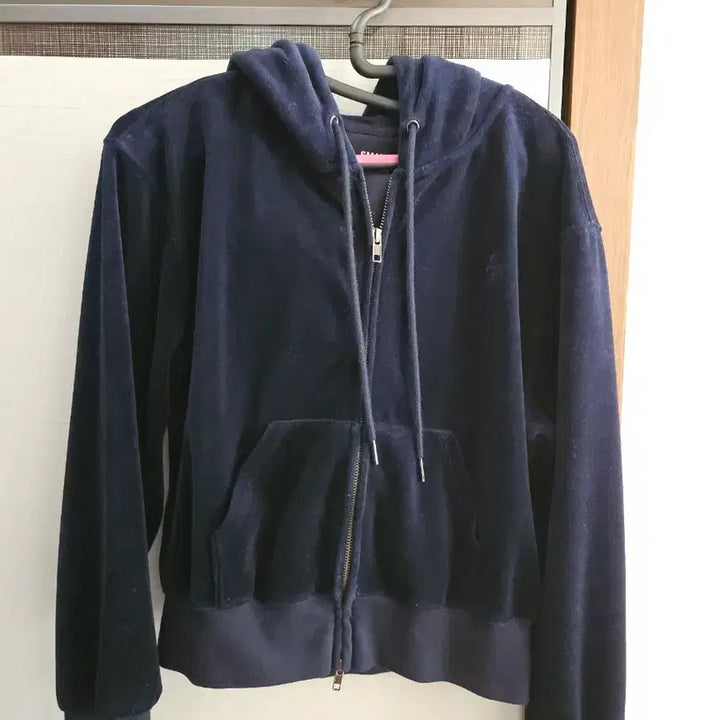 [SOLD OUT] 지오다노 네이비 벨벳 후드집업