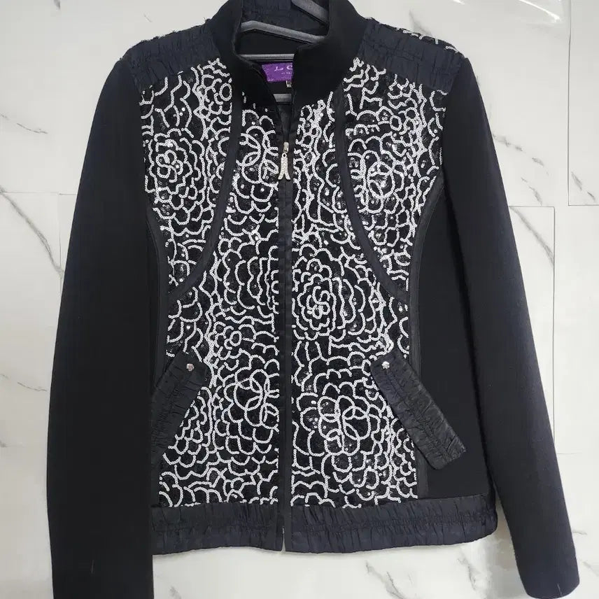 [BUNJANG] OneJae Sequin Embellished Jacket / 새상품 L OneJae 스팽글 장식 자켓 55 66  77 까지