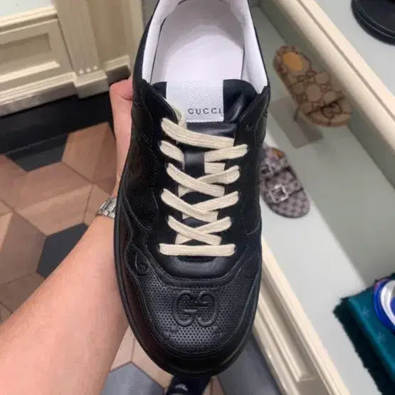 [BUNJANG] Gucci GG Embossed Sneakers / 구찌 남성용 GG 엠보시드 스니커즈(새상품)풀구성