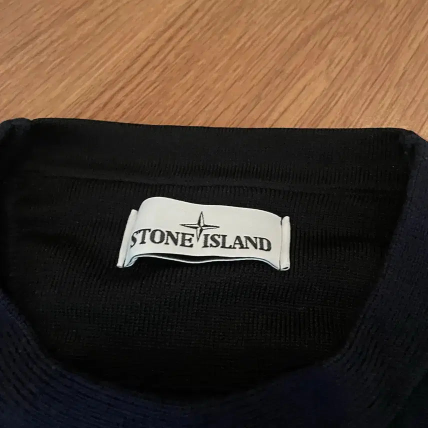 [BUNJANG] Stone Island Dark Navy Knit Sweater / 스톤아일랜드 다크네이비 니트
