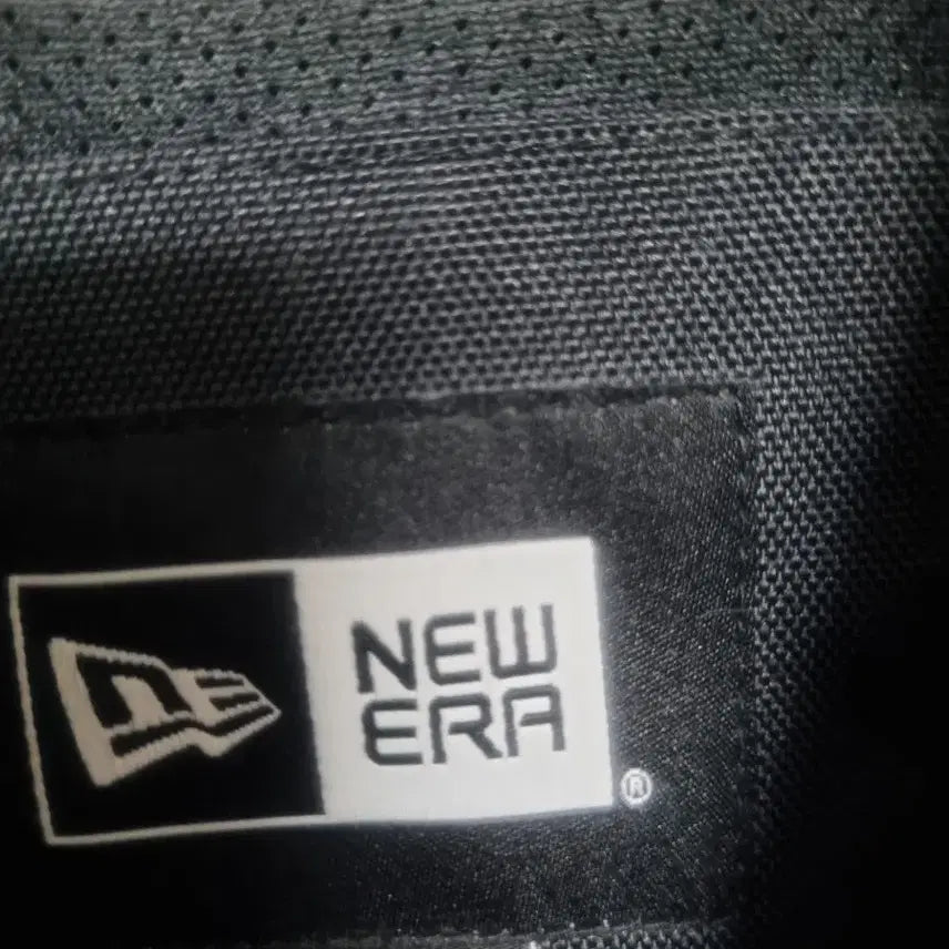 [BUNJANG] New Era Coach Jacket - Size 95 / 뉴에라 코치자켓 95 새옷수준