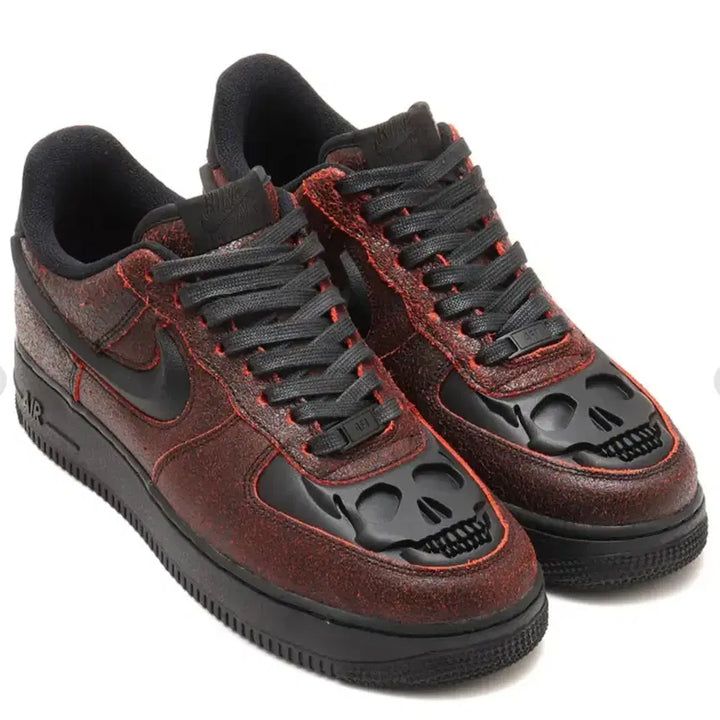 [BUNJANG] Nike Air Force 1 Low Retro Halloween Crimson Sneakers / 미개봉신상NIKE에어포스온 리트로 할로윈 크림슨 260.265.270cm