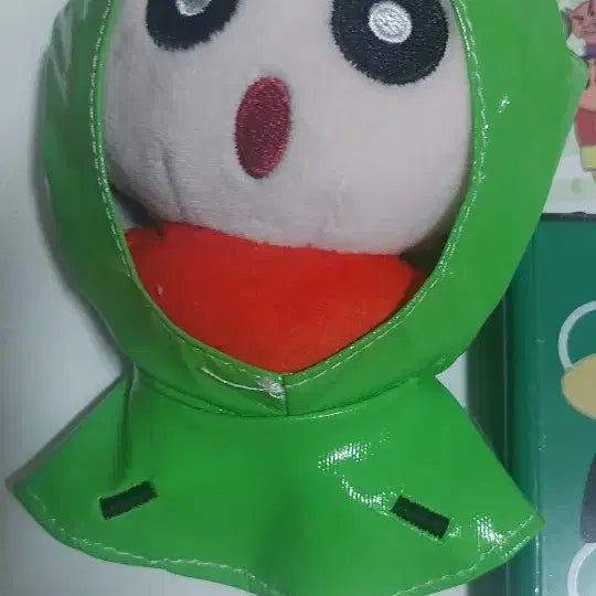 [BUNJANG] Crayon Shin-chan Raincoat Plush Doll / 짱구 레인코트 인형