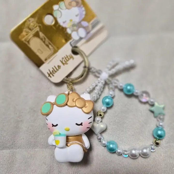 [BUNJANG] Hello Kitty Keyring &amp; Beads Bracelet Set / 헬로키티 키링 + 비즈 팔찌 세트