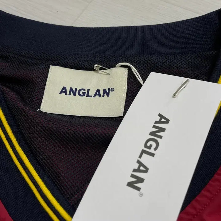 [BUNJANG] Angle Run Lettermen Nylon Pullover Sweatshirt Red / 앵글런 Lettermen 나일론 풀오버 맨투맨 레드