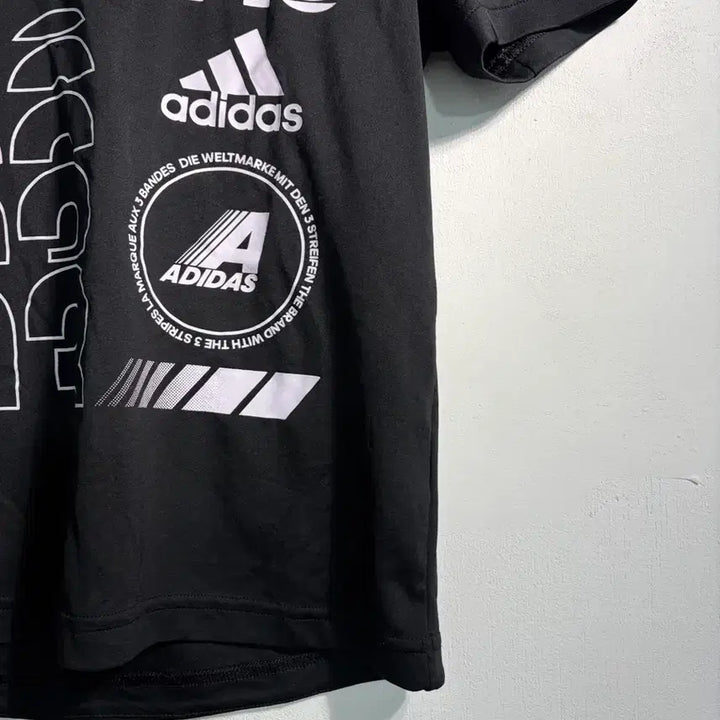 [BUNJANG] Adidas Functional Short Sleeve T-shirt / 만원샵) adidas 아디다스 기능성 반팔티 A919