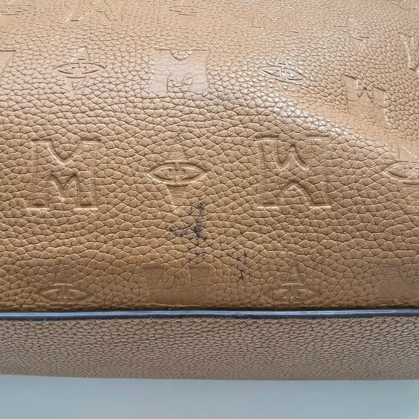 [BUNJANG] Metrocity Embossed Logo Tote Shoulder Bag / 메트로시티 엠보싱 로고 토트 겸 숄더백