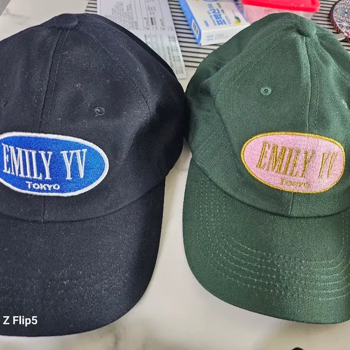 [BUNJANG] EMILY YV Ball Cap Set / EMILY YV 볼캡 블랙,그린
