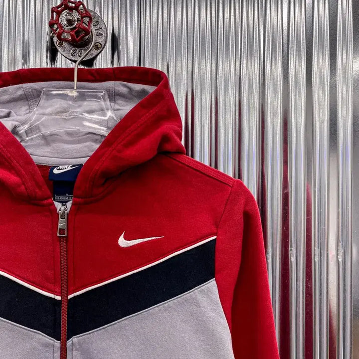 [BUNJANG] Nike Color Block Hooded Zip-Up Jacket (Size M) / 나이키 배색 후드집업 (국내 M) AF211