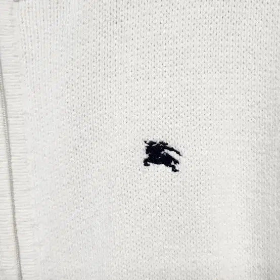 [BUNJANG] Burberry White Knit Zip-Up Cardigan / 버버리 화이트 니트 집업 가디건95
