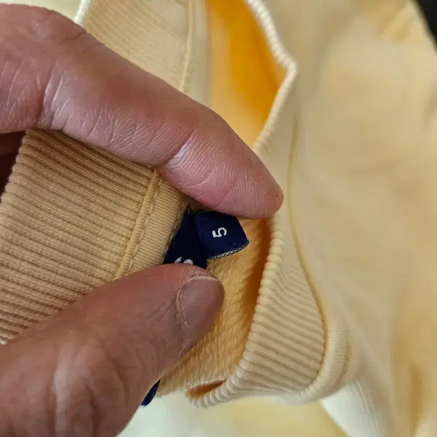 [BUNJANG] Nader's Yellow Sweatshirt / 네이더스 스웻셔츠 옐로우