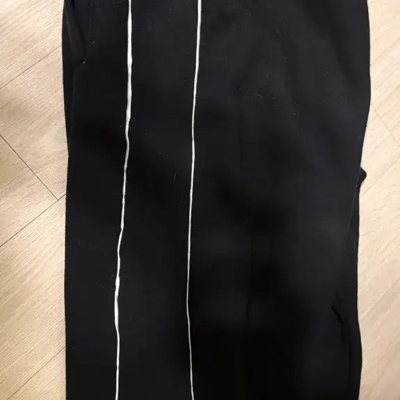 [BUNJANG] ACOVER Side Piping Jogger Pants Black / 어커버 사이드 파이핑 조거 팬츠 블랙 트레이닝바지