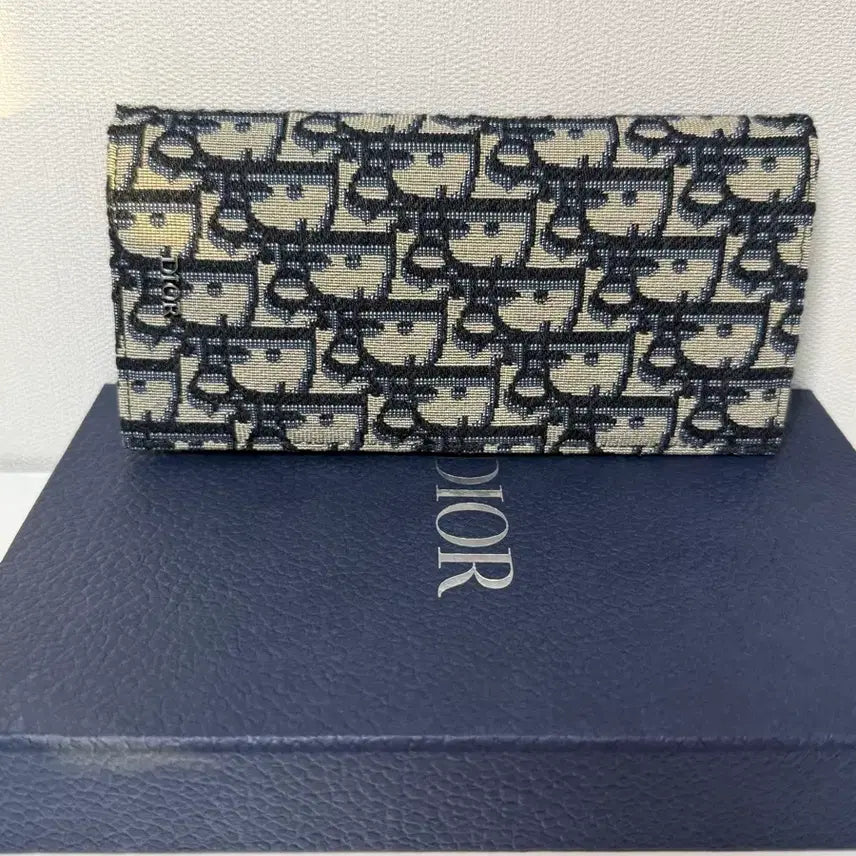[BUNJANG] Dior Vertical Long Wallet / 디올 버티컬 장지갑