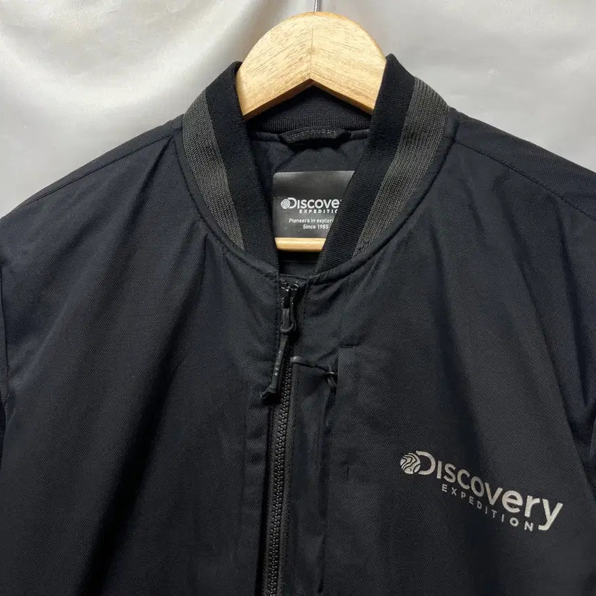 [BUNJANG] Discovery Black Bomber Jacket / [정품/95] 디스커버리 블랙 봄버 항공점퍼 자켓