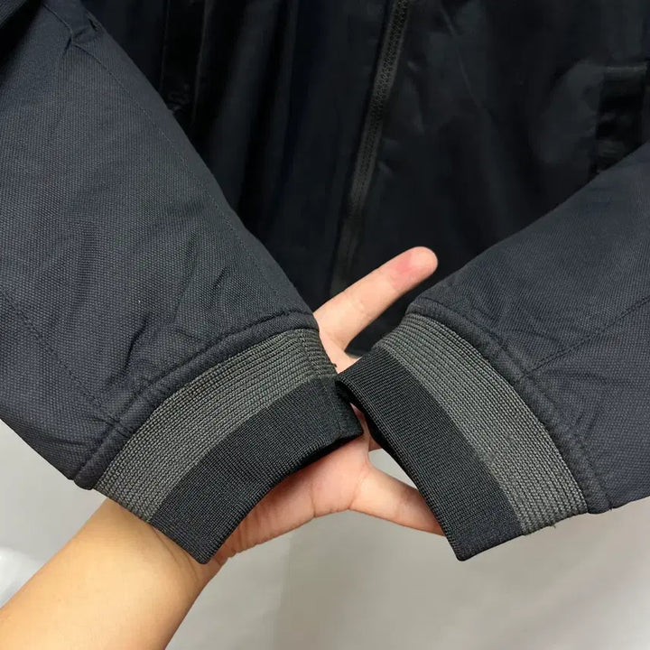 [BUNJANG] Discovery Black Bomber Jacket / [정품/95] 디스커버리 블랙 봄버 항공점퍼 자켓