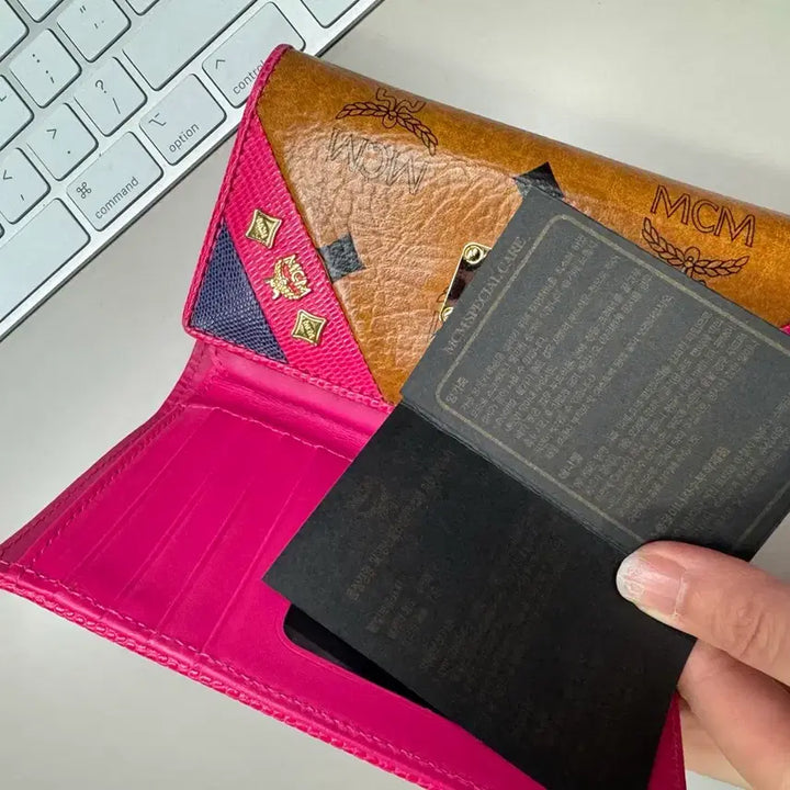[BUNJANG] MCM Pink Point Wallet / MCM 반지갑