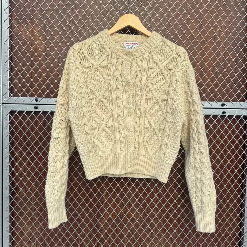 [BUNJANG] oursaalty Vintage Cable Knit Cream Cardigan / 아우어솔티 oursaalty 빈티지 케이블 크림 가디건 니트 F