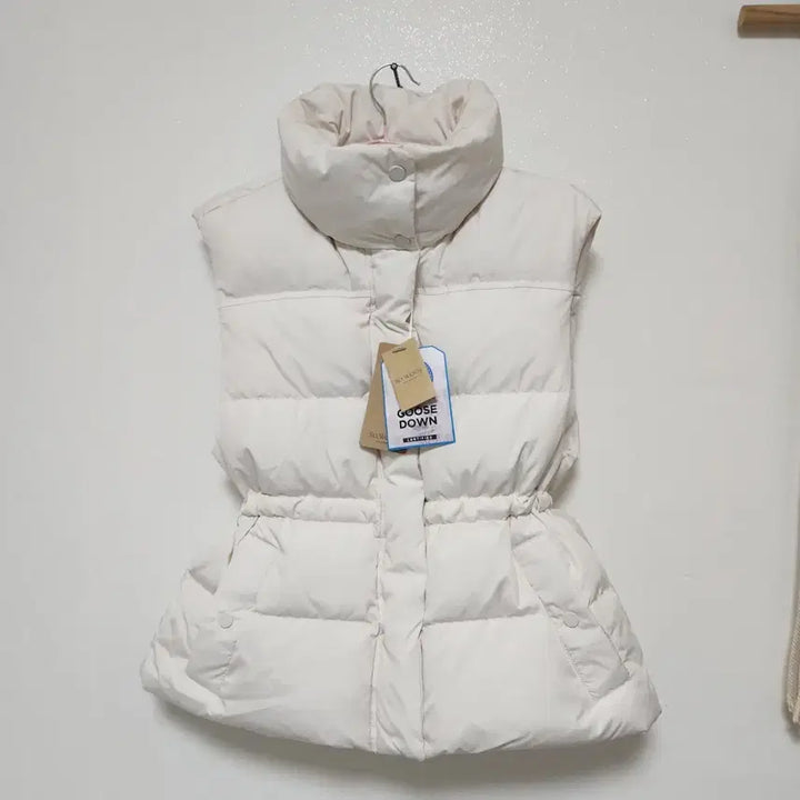 [BUNJANG] SO.WOOL Goose Down Lightweight Padded Vest Ivory (55-66) / 택O.새것)SO.WOOL 구스다운 경량 패딩 조끼 아이보리 55-66