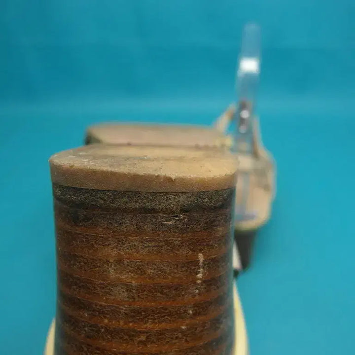 [BUNJANG] Tandy Gold Strap Platform Sandals / 235/pu6-452/탠디 금장 통굽 스트랩 샌들/구제특별시