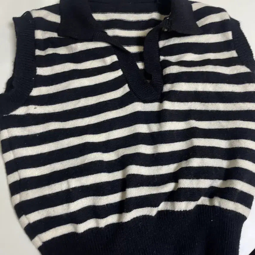 [BUNJANG] Striped Knit Vest / 스트라이프 니트조끼