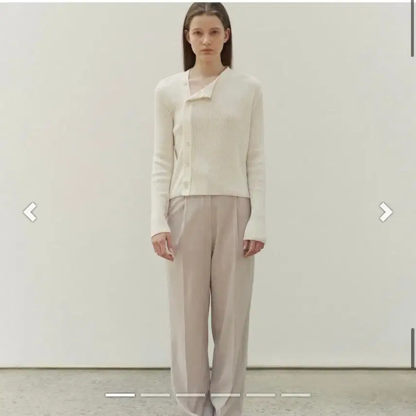 [BUNJANG] Anniz Ribbed Asymmetrical Cardigan Ivory One Size / 앤니즈 Ribbed 언발란스 가디건 아이보리 프리사이즈