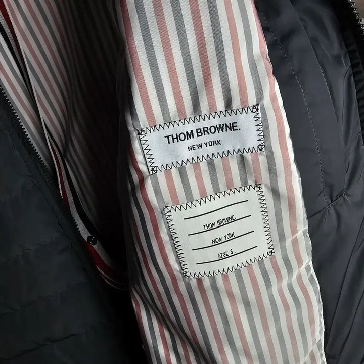 [BUNJANG] Thom Browne 4-Bar Ski Vest (Medium Grey) / [25fw/3size] 톰브라운 사선 패딩 조끼 그래이