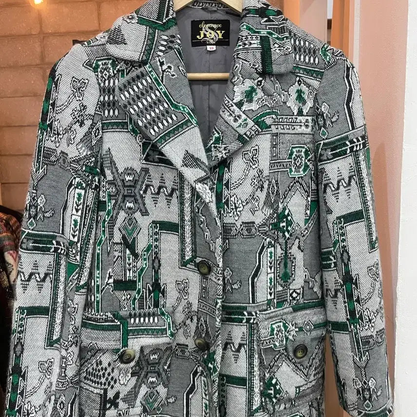 [BUNJANG] Vintage Pattern Jacket / 빈티지팬턴쟈켓