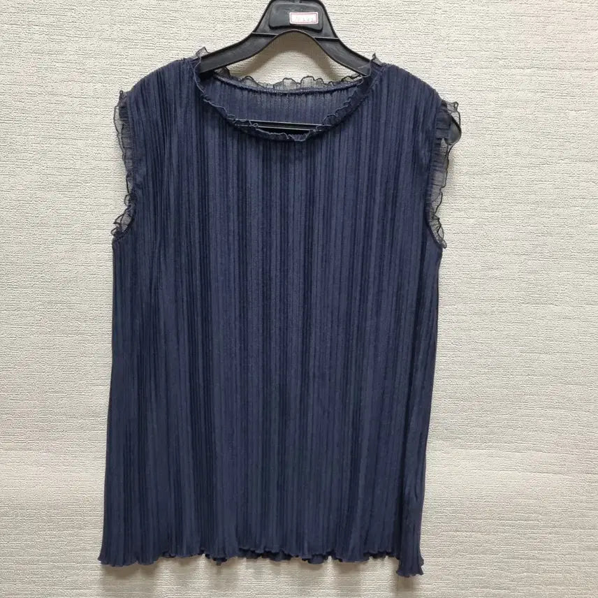 [BUNJANG] Pleated Sleeveless Blouse / 라242 플리츠 민소매 블라우스