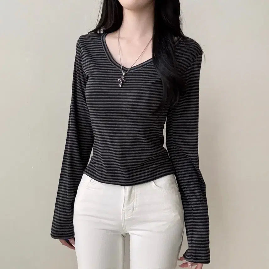 [SOLD OUT] 새상품)브이넥 단가라 긴팔 티셔츠