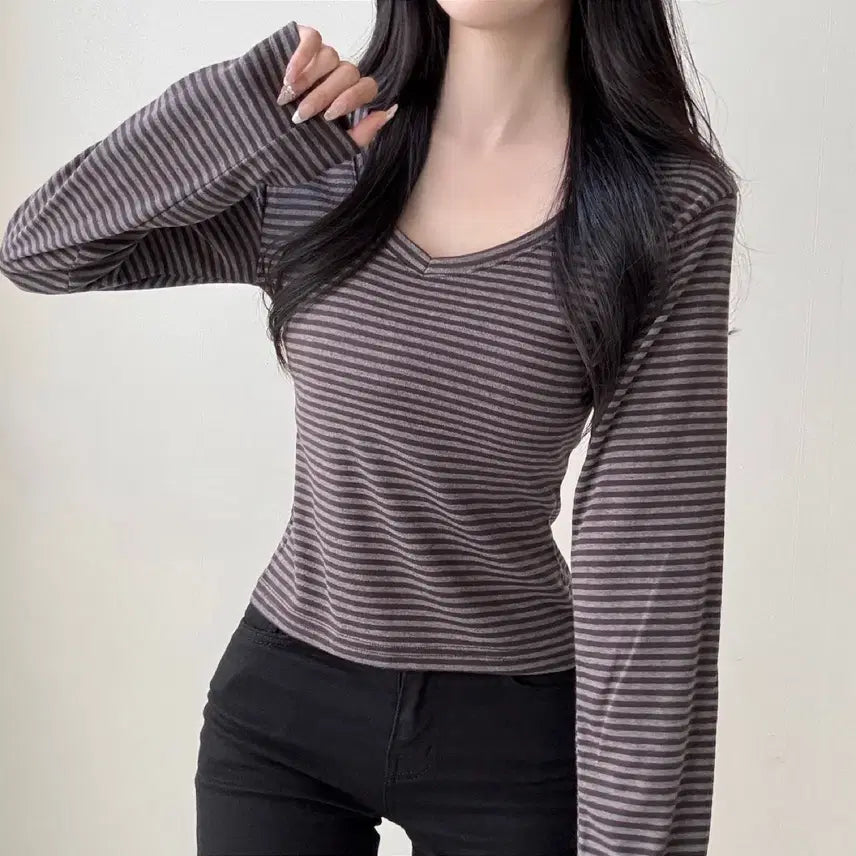 [SOLD OUT] 새상품)브이넥 단가라 긴팔 티셔츠