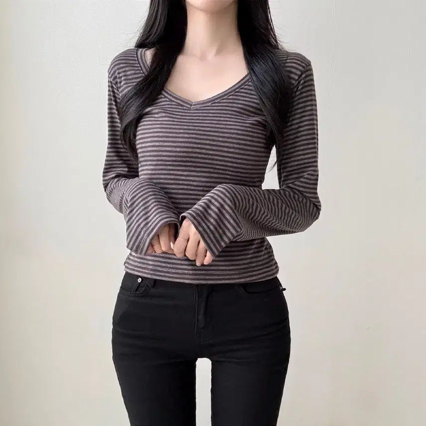 [SOLD OUT] 새상품)브이넥 단가라 긴팔 티셔츠