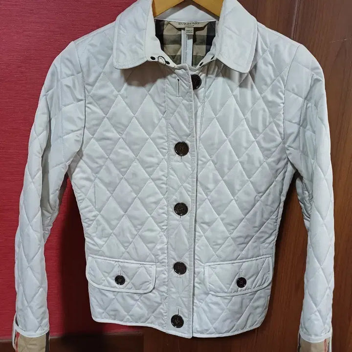 [BUNJANG] Burberry Diamond Quilted Spring Jacket / 여성버버리 다이아몬드 퀼팅스프링자켓