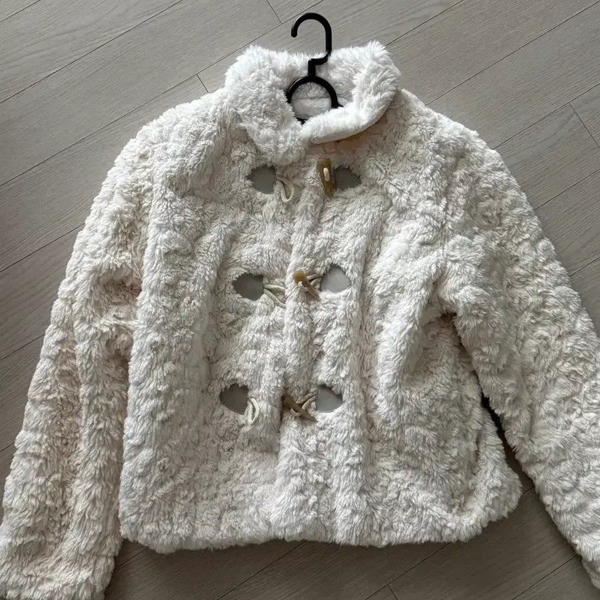 [BUNJANG] Tteokbokki Sherpa Jacket / 떡볶이 양털 자켓