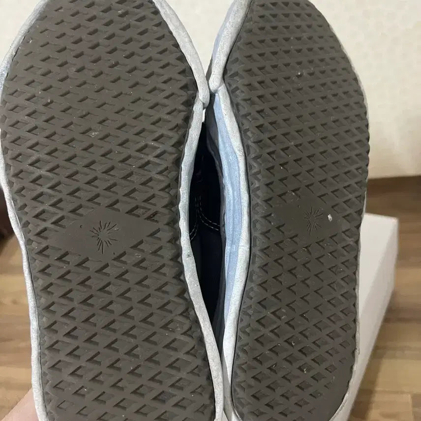 [BUNJANG] Mihara Yasuhiro Baker Overdyed Black Sneakers / 미하라 야스히로 베이커 솔 오버다이드 블랙 40