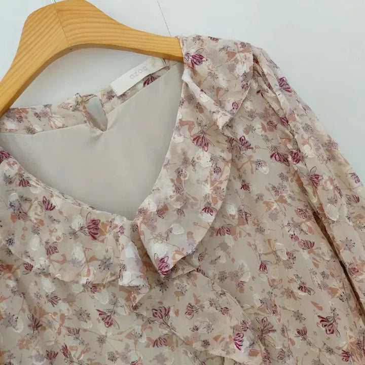 [BUNJANG] O'ZOK Balloon Sleeve Floral Pattern Ruffle Dress / 오조크 벌룬소매 플라워패턴 캉캉원피스 77