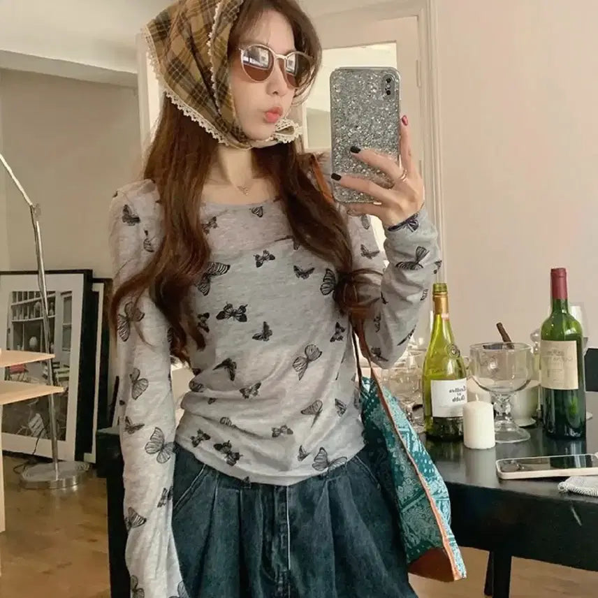 [BUNJANG] Ably Butterfly Long Sleeve T-shirt / 237. 에이블리 나비 플라이 긴팔티셔츠