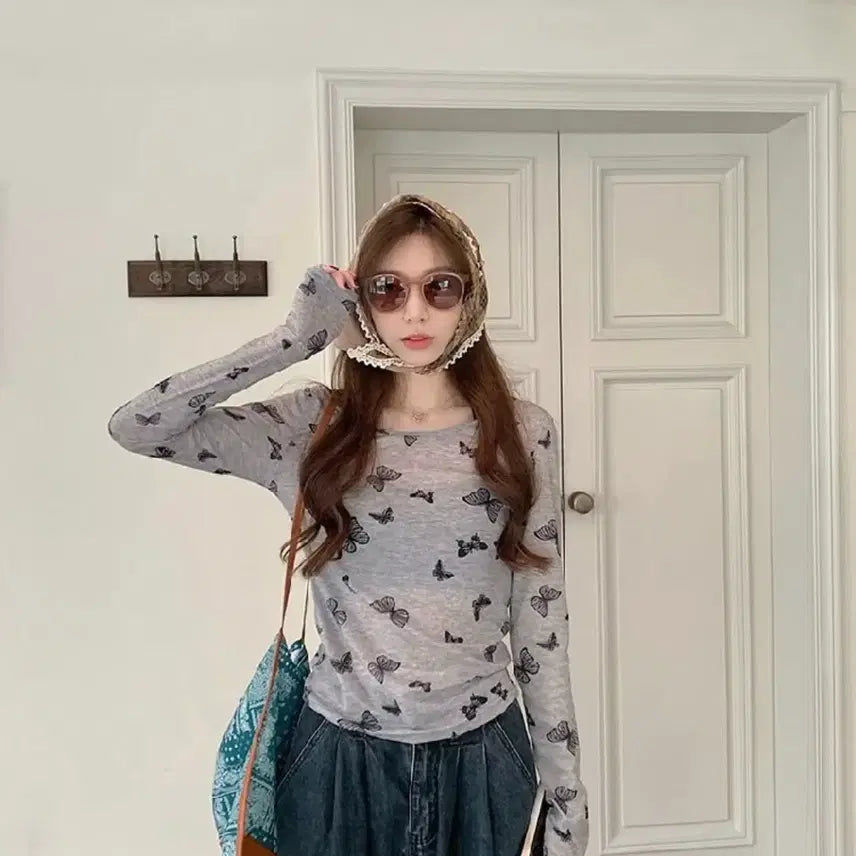 [BUNJANG] Ably Butterfly Long Sleeve T-shirt / 237. 에이블리 나비 플라이 긴팔티셔츠