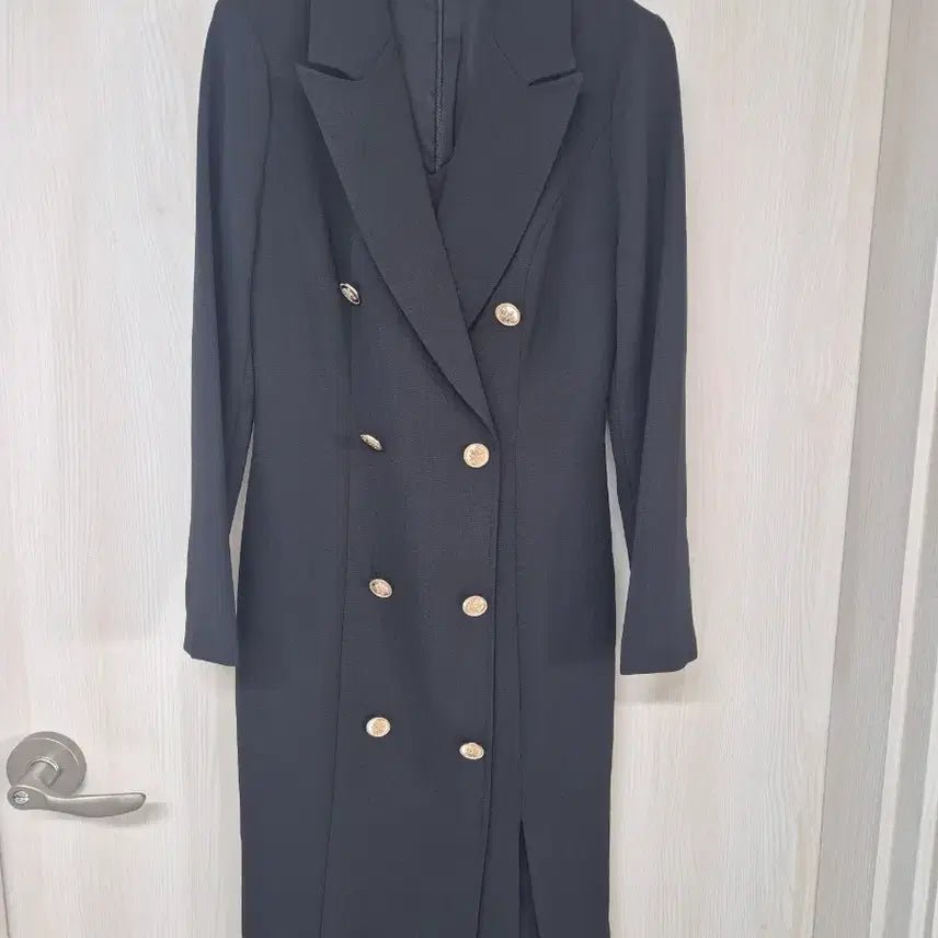 [BUNJANG] Sample Black Gold Button Long Dress / 브랜드 샘플 블랙 금장 버튼 롱원피스