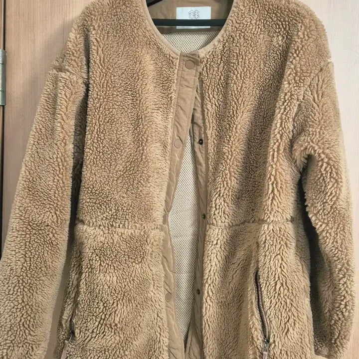 [BUNJANG] Kolon Beige Faux Shearling Jacket / 코오롱 뽀글이 자켓