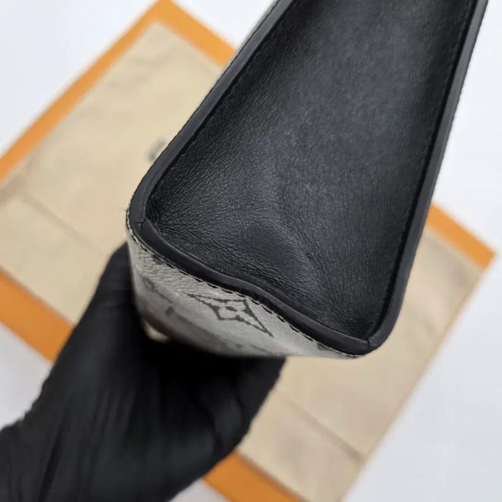 [BUNJANG] Louis Vuitton Galaxy Pochette Voyage Clutch / { MM / 한정판 } 루이비통 갤럭시 포쉐트 보야주 클러치