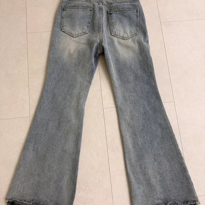 [BUNJANG] Bootcut Denim Jeans / 부츠컷데님